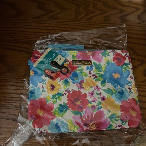 Pioneer Woman Floral Cosmetic Zip Up Pouch - Picture 1 of 1